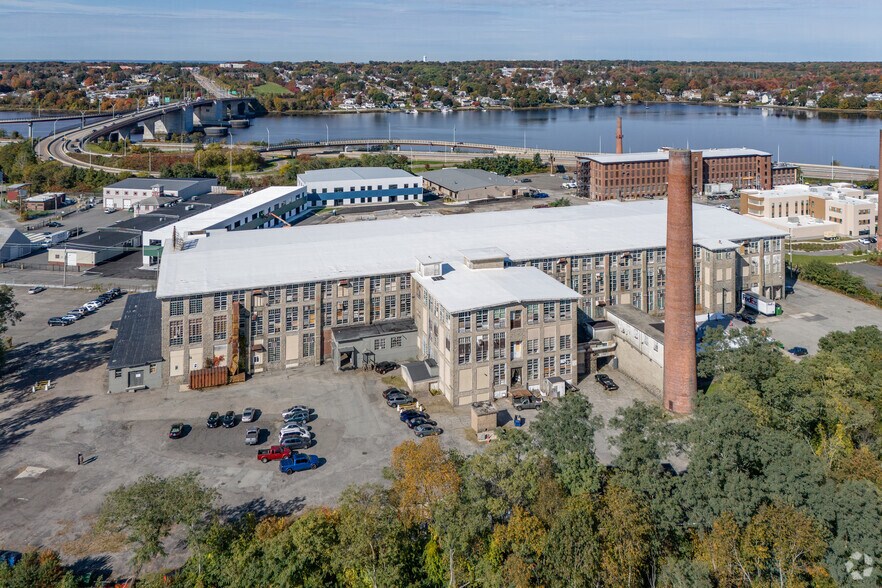 More Photos Of 1 Ace St, Fall River Warehouse For Lease