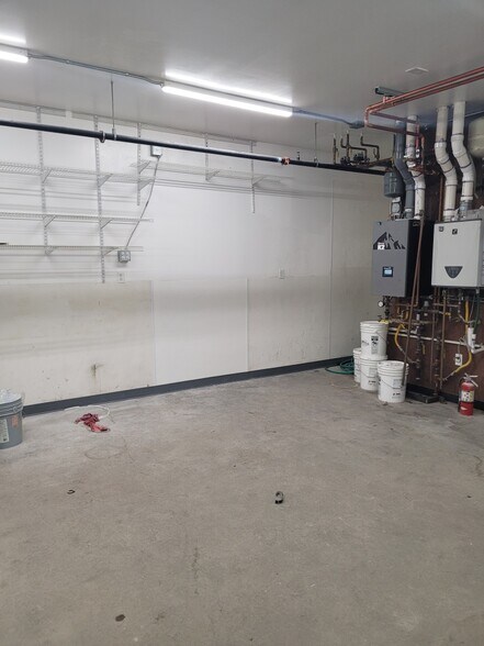 More Photos Of 910 Old Steese Hwy, Fairbanks General Retail For Lease