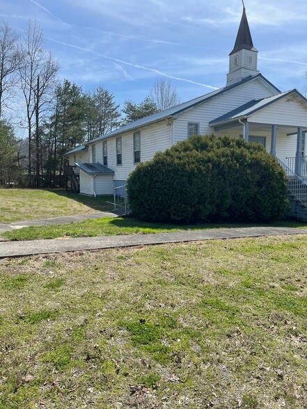 More Photos Of 2940 Calderwood Hwy, Maryville Religious Facility For Sale