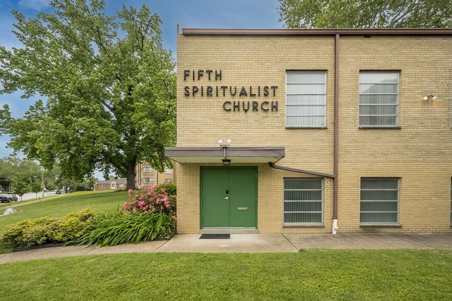 Primary Photo Of 6026 S Kingshighway Blvd, Saint Louis Religious Facility For Sale