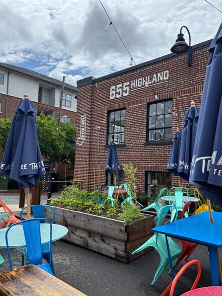 More Photos Of 655 Highland Ave NE, Atlanta Freestanding For Lease
