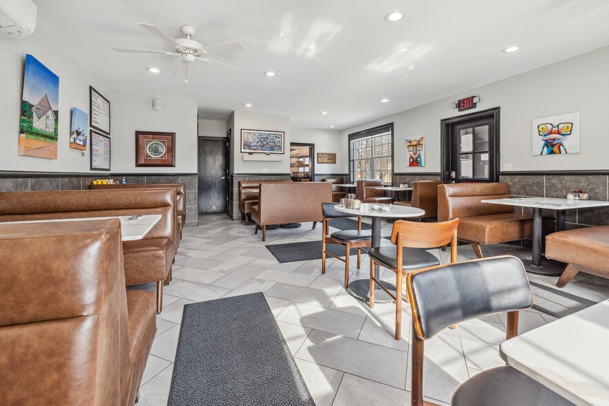 More Photos Of 4645 Main St, Manchester Center Restaurant For Sale