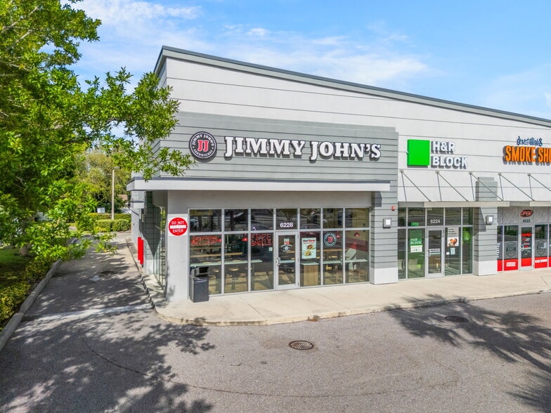 More Photos Of 6228 14th St W, Bradenton Storefront For Lease