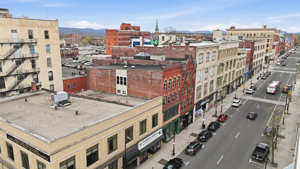 More Photos Of 287-289 High St, Holyoke Storefront For Lease