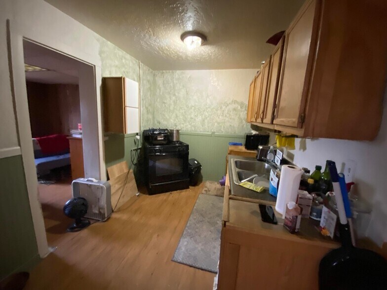 More Photos Of 4058 Hudson Rd, Osseo Apartments For Sale