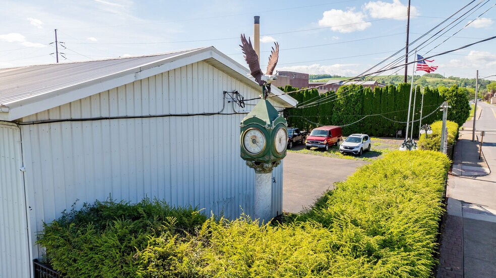More Photos Of 820 Railroad St, Bloomsburg Warehouse For Sale