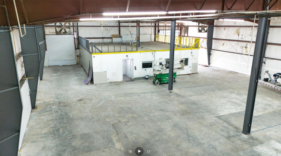 More Photos Of 13050 NW 43rd Ave, Opa Locka Warehouse For Lease