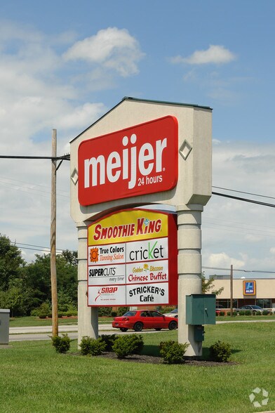 More Photos Of 2750 Allison Ln, Jeffersonville Freestanding For Lease