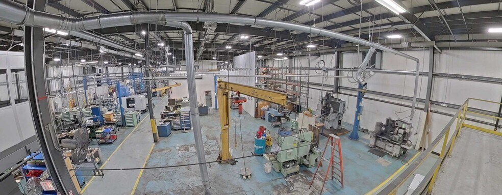 More Photos Of 2155 Traversefield Dr, Traverse City Manufacturing For Lease