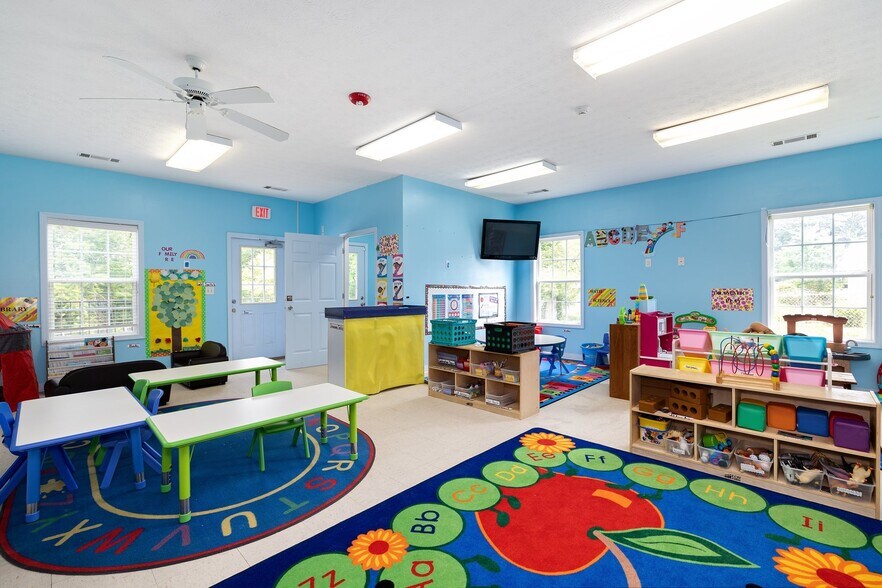 More Photos Of 824 Temple Rd, Bremen Daycare Center For Sale