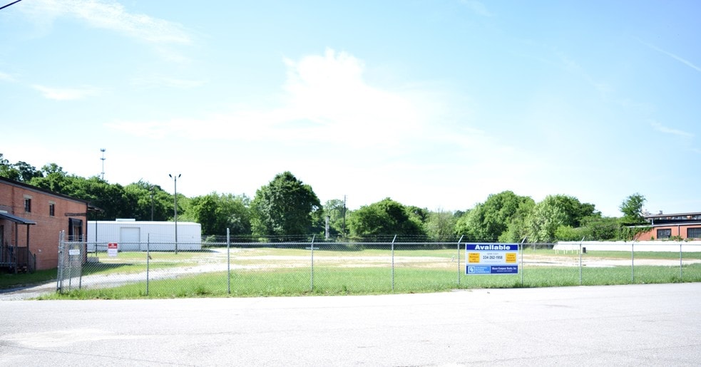 More Photos Of 903 Maxwell Blvd, Montgomery Warehouse For Lease