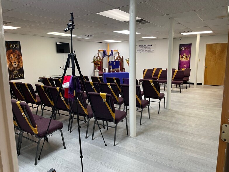 More Photos Of 660-670 Lincoln St, Portsmouth Unknown For Lease