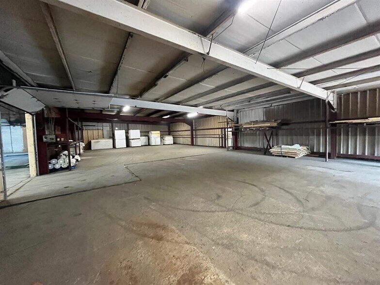More Photos Of 53 Canal St, Greenville Manufacturing For Sale