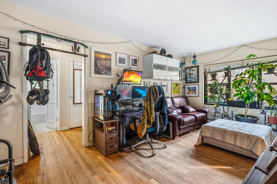 More Photos Of 804 James St, Seattle Multifamily For Sale