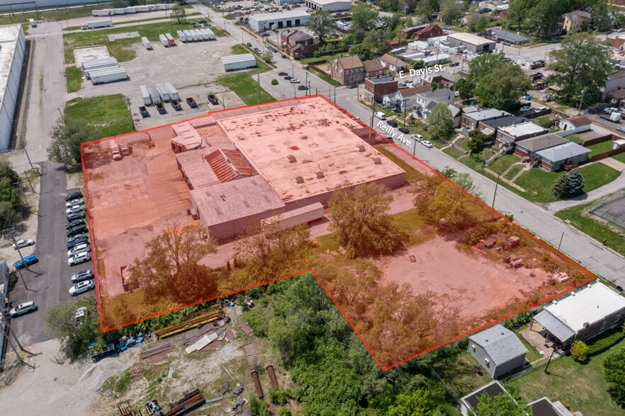 More Photos Of 8122 Reilly Ave, Saint Louis Manufacturing For Sale