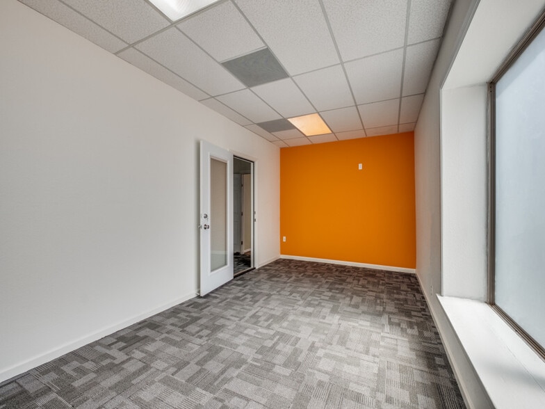 More Photos Of 1202 N Flores St, San Antonio Loft Creative Space For Sale