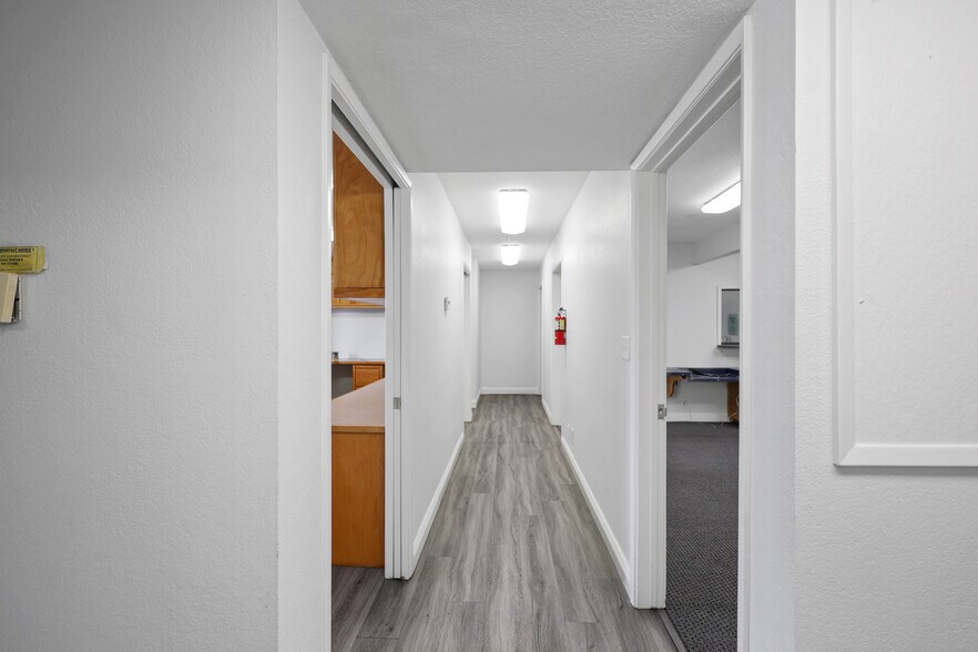 More Photos Of 970 Petit Ave, Ventura Medical For Sale