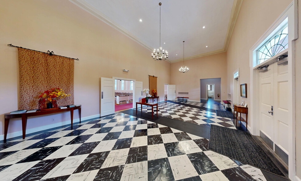 More Photos Of 235 Scarborough St, Hartford Land For Sale