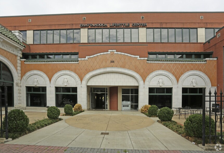 More Photos Of 325 Market St, Chattanooga Medical For Lease