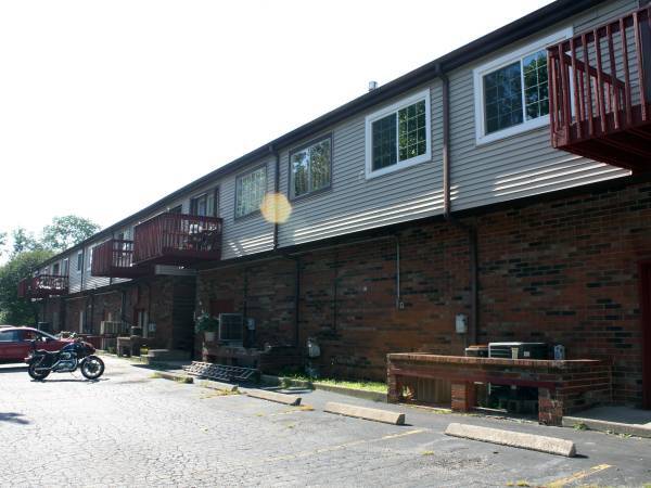 More Photos Of 3939 W Roll Ave, Bloomington Apartments For Sale