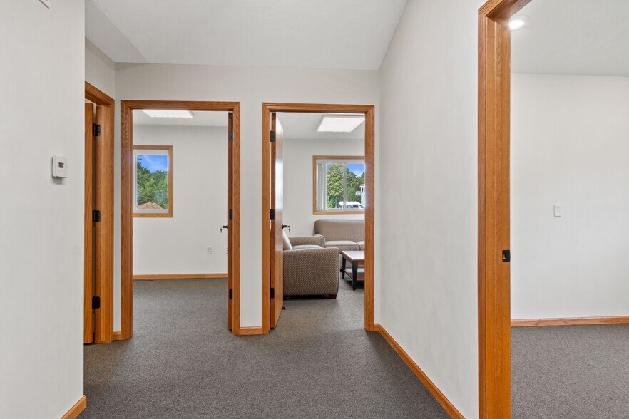 More Photos Of 3210 Post Rd, Stevens Point Office For Lease