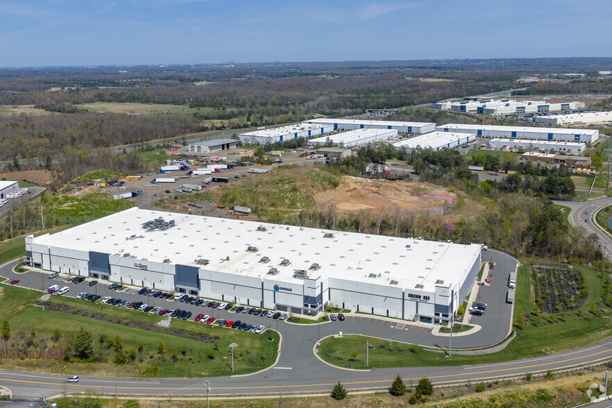More Photos Of 7413 Cushing Rd, Manassas Refrigeration Cold Storage For Lease
