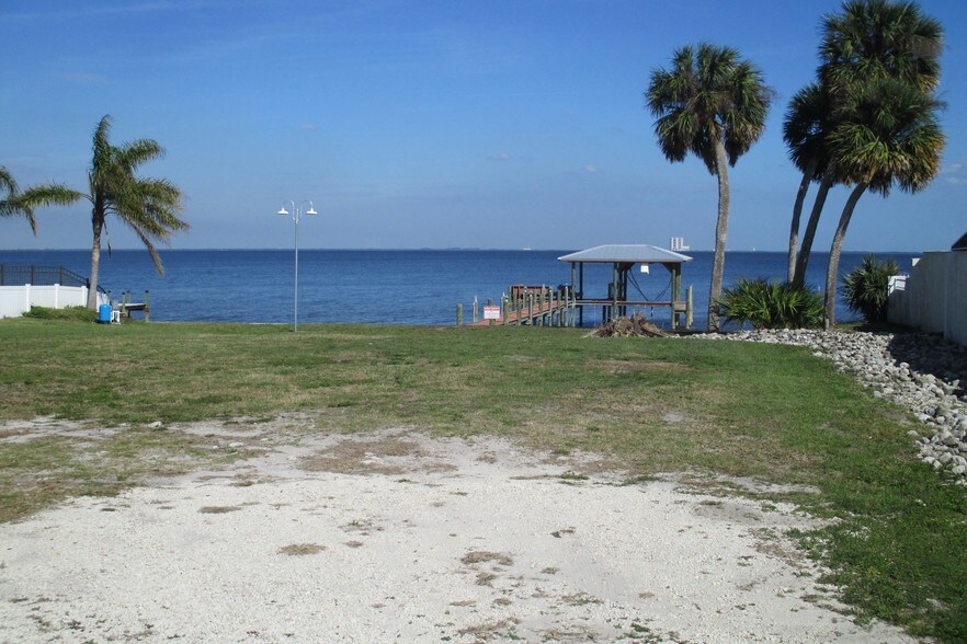 More Photos Of 3405 S Washington Ave, Titusville Freestanding For Sale