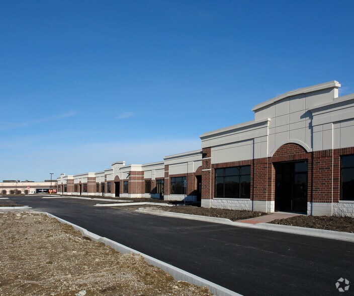 Primary Photo Of 215 Remington Blvd, Bolingbrook Medical For Lease