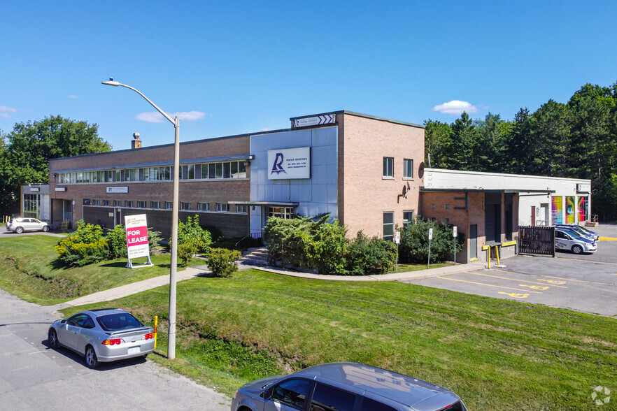 Primary Photo Of 1540-1552 Chatelain Ave, Ottawa Showroom For Lease