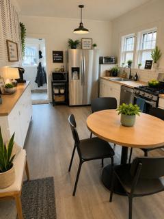 More Photos Of 121 W Center St, Lexington Office Residential For Sale