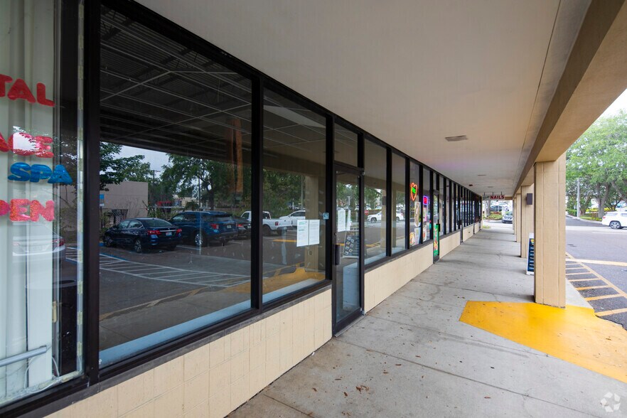 More Photos Of 5303-5515 E Fowler Ave, Tampa Unknown For Lease