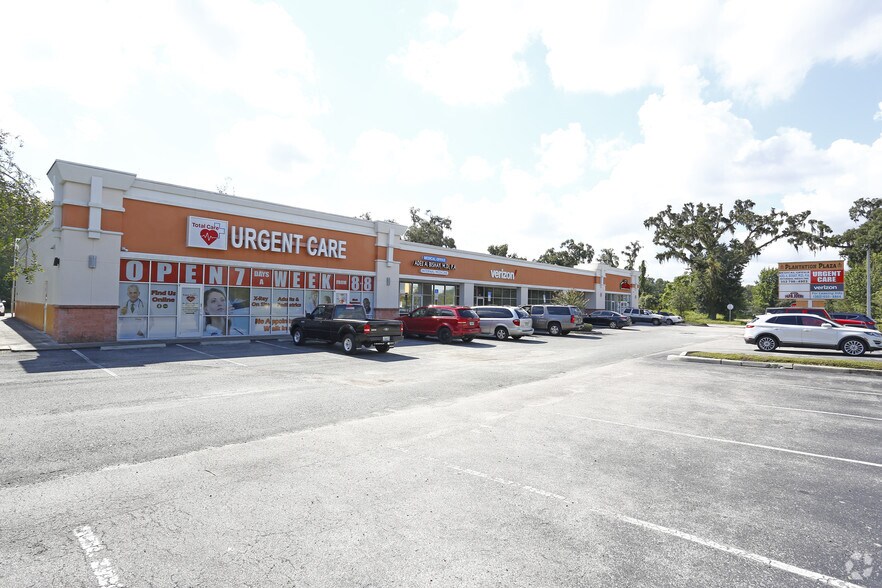 More Photos Of 7260 Broad St, Brooksville Unknown For Lease