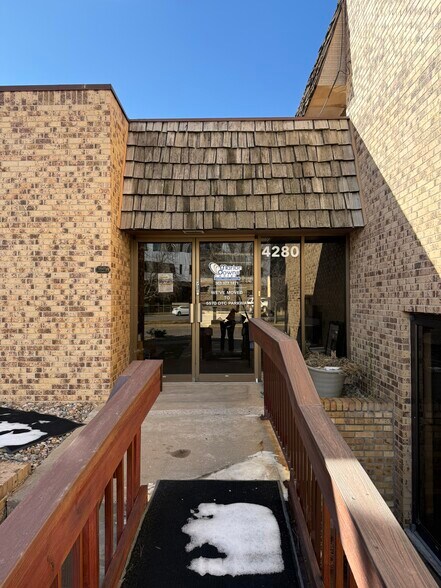 More Photos Of 4280 Hale Pky, Denver Medical For Sale