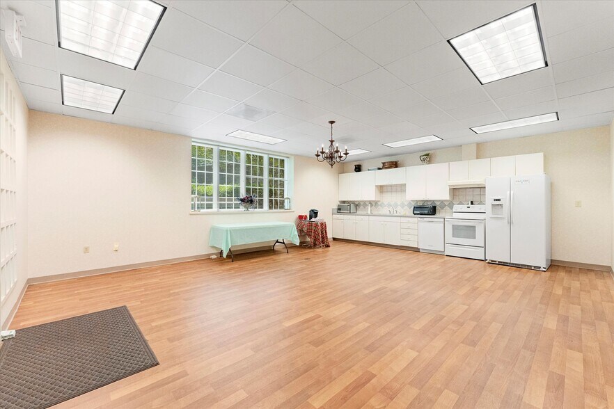 More Photos Of 1146 N New Hope Rd, Gastonia Medical For Sale