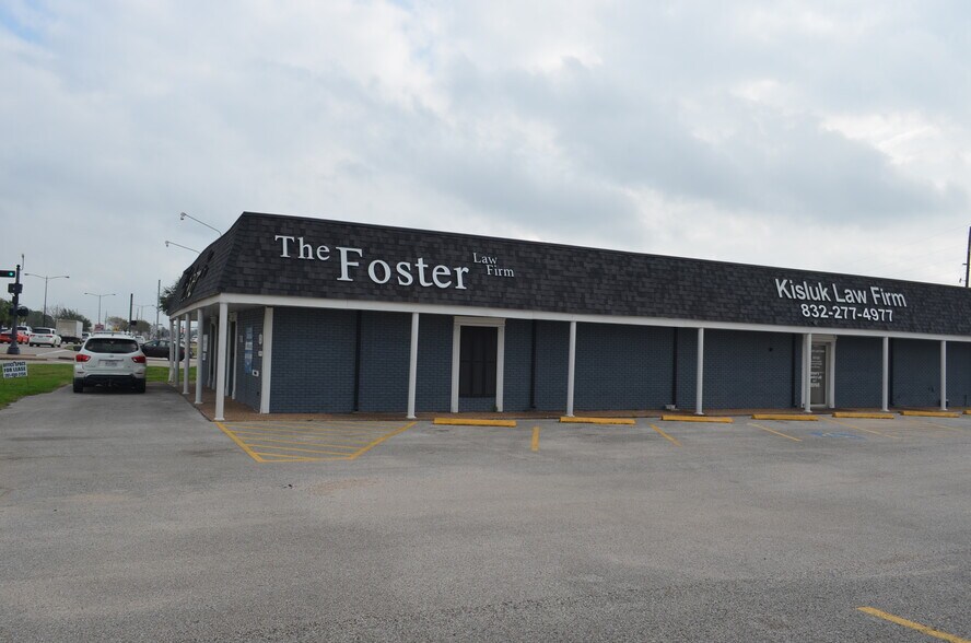 More Photos Of 7838 Highway 90A, Sugar Land Office For Sale