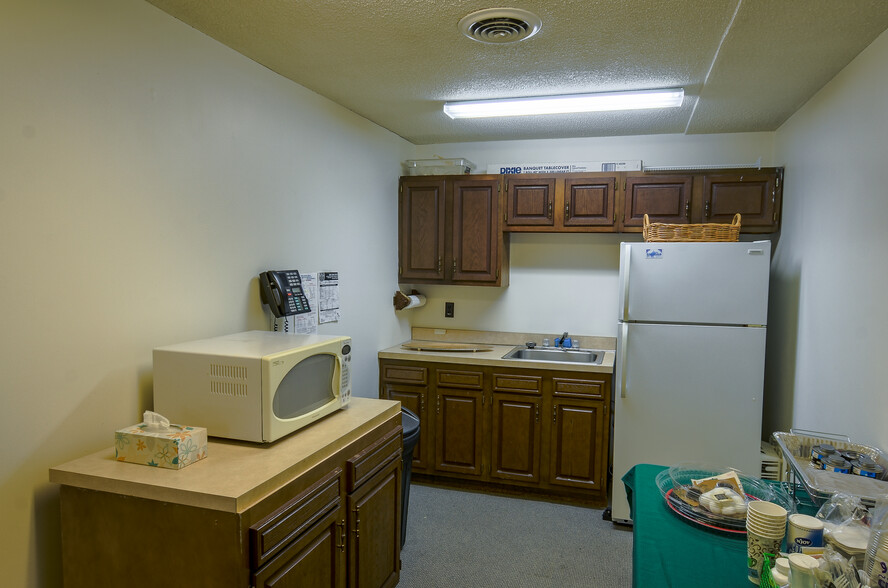 More Photos Of 3422 Pennsylvania Ave, Charleston Office For Sale