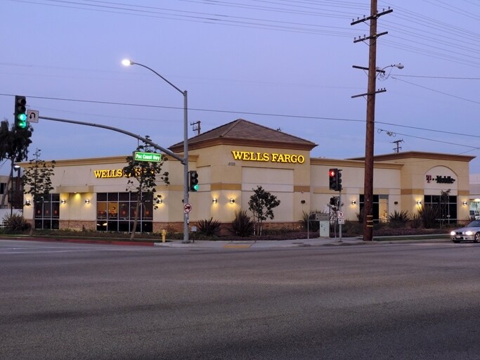 More Photos Of 4135 Pacific Coast Hwy, Torrance Bank For Lease