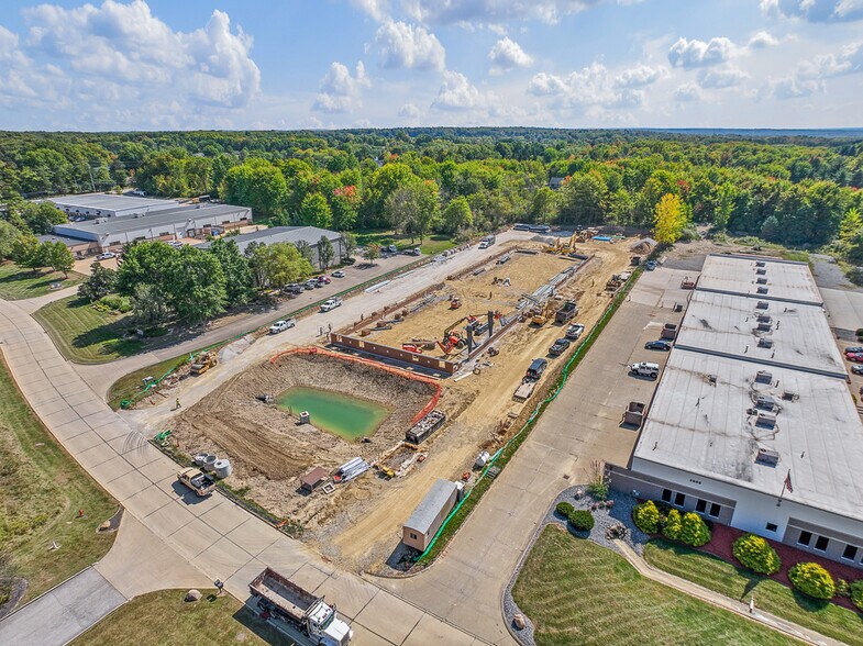 More Photos Of 2844 Westway Drive, Brunswick Warehouse For Lease