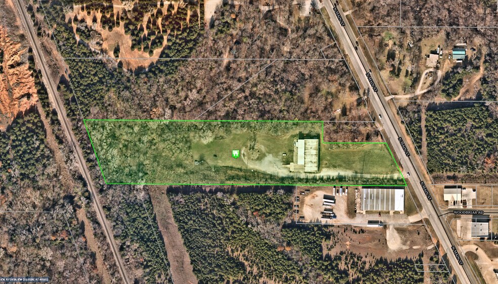 More Photos Of 1200 N Main St, Noble Warehouse For Lease