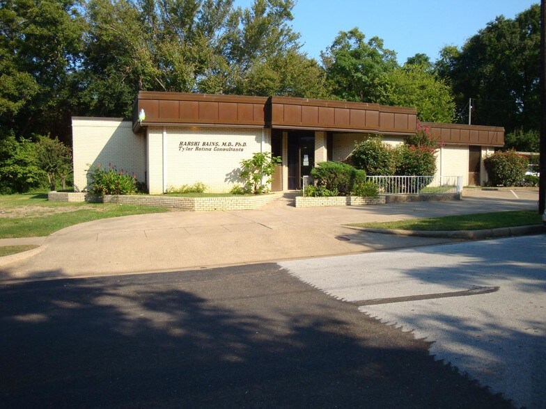 More Photos Of 1509-1601 E Front St, Tyler Medical For Sale