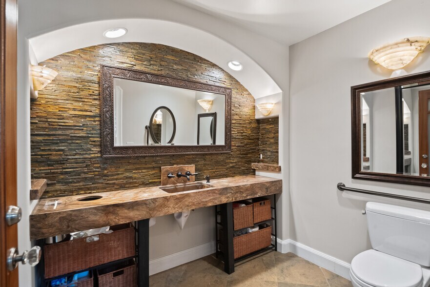 More Photos Of 961 Hamline St, San Jose Service For Sale