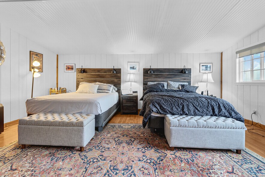 More Photos Of 883 Lighthouse Ave, Monterey General Retail For Sale