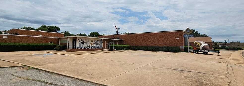 More Photos Of 3503 Kemp Blvd, Wichita Falls Religious Facility For Sale