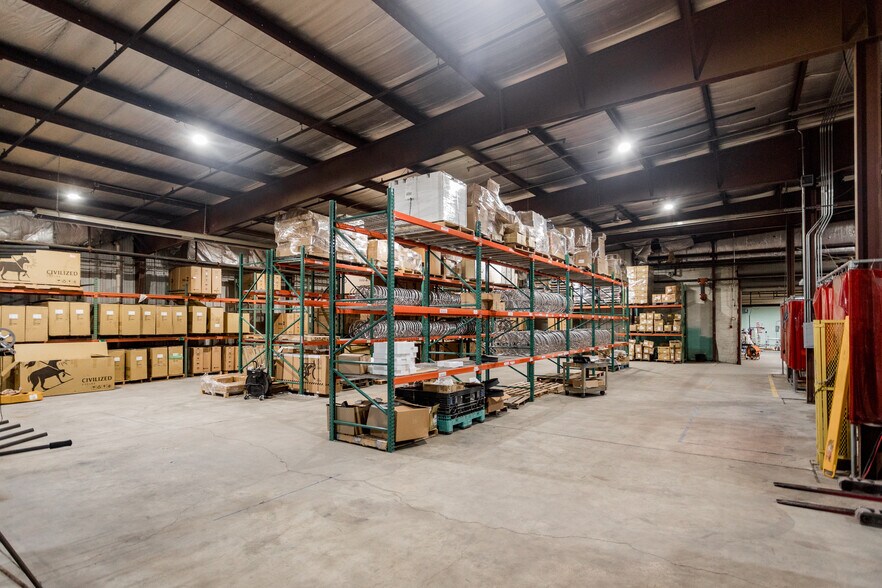 More Photos Of 13639 Elmira St, Detroit Manufacturing For Sale