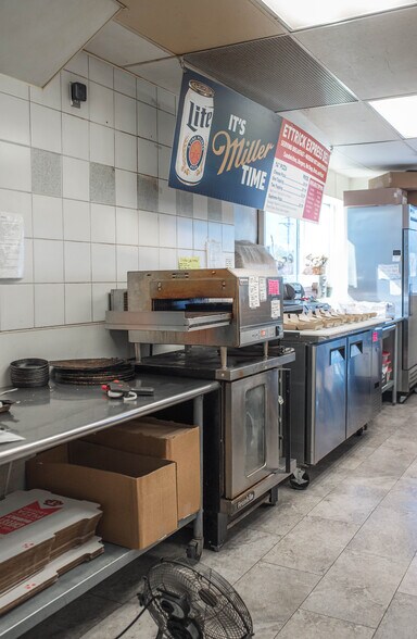 More Photos Of 22732 US-53 Hwy, Ettrick General Retail For Sale