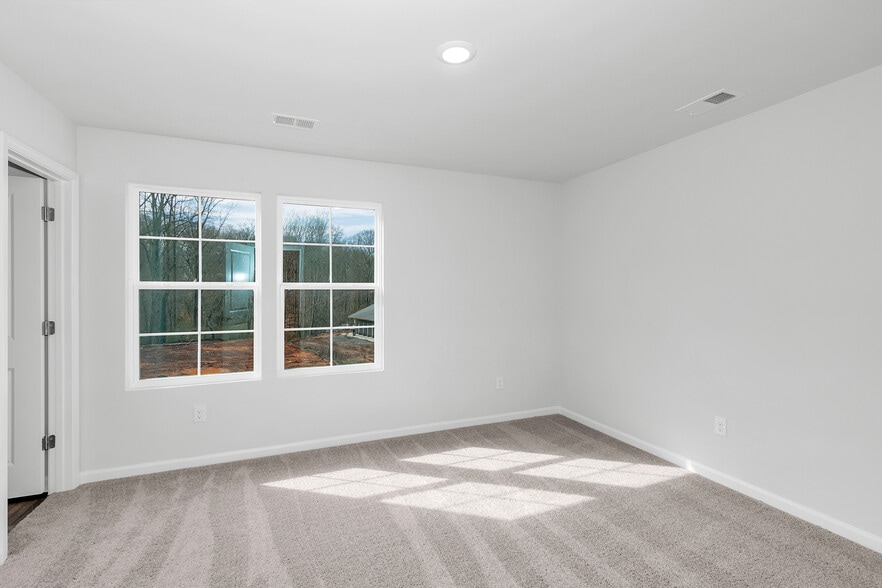 More Photos Of , Pendleton Multifamily For Sale