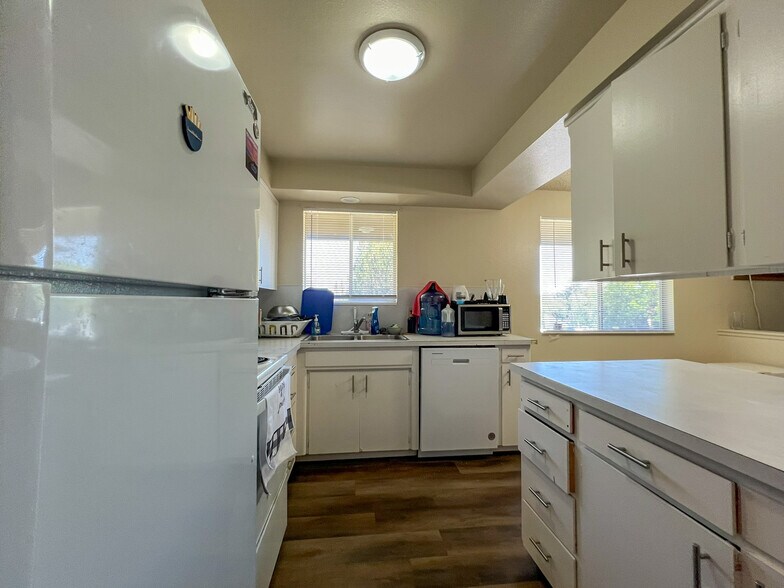 More Photos Of 237 NW Timothy St, Pullman Apartments For Sale