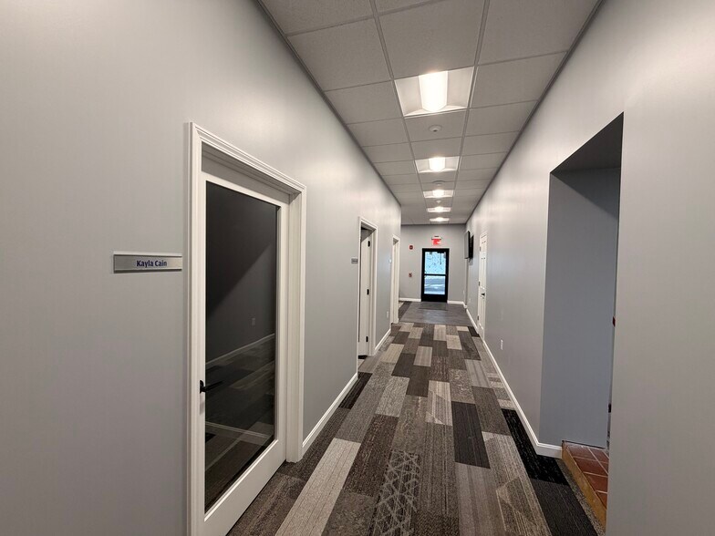 More Photos Of 630 Fifth Ave, East McKeesport Warehouse For Lease