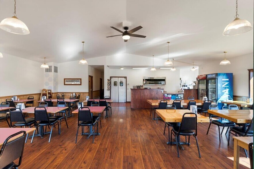 More Photos Of 116 Redwood Ln, Seeley Lake Restaurant For Sale