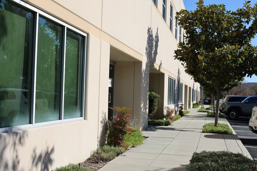 More Photos Of 15823 W Monte St, Sylmar Distribution For Sale